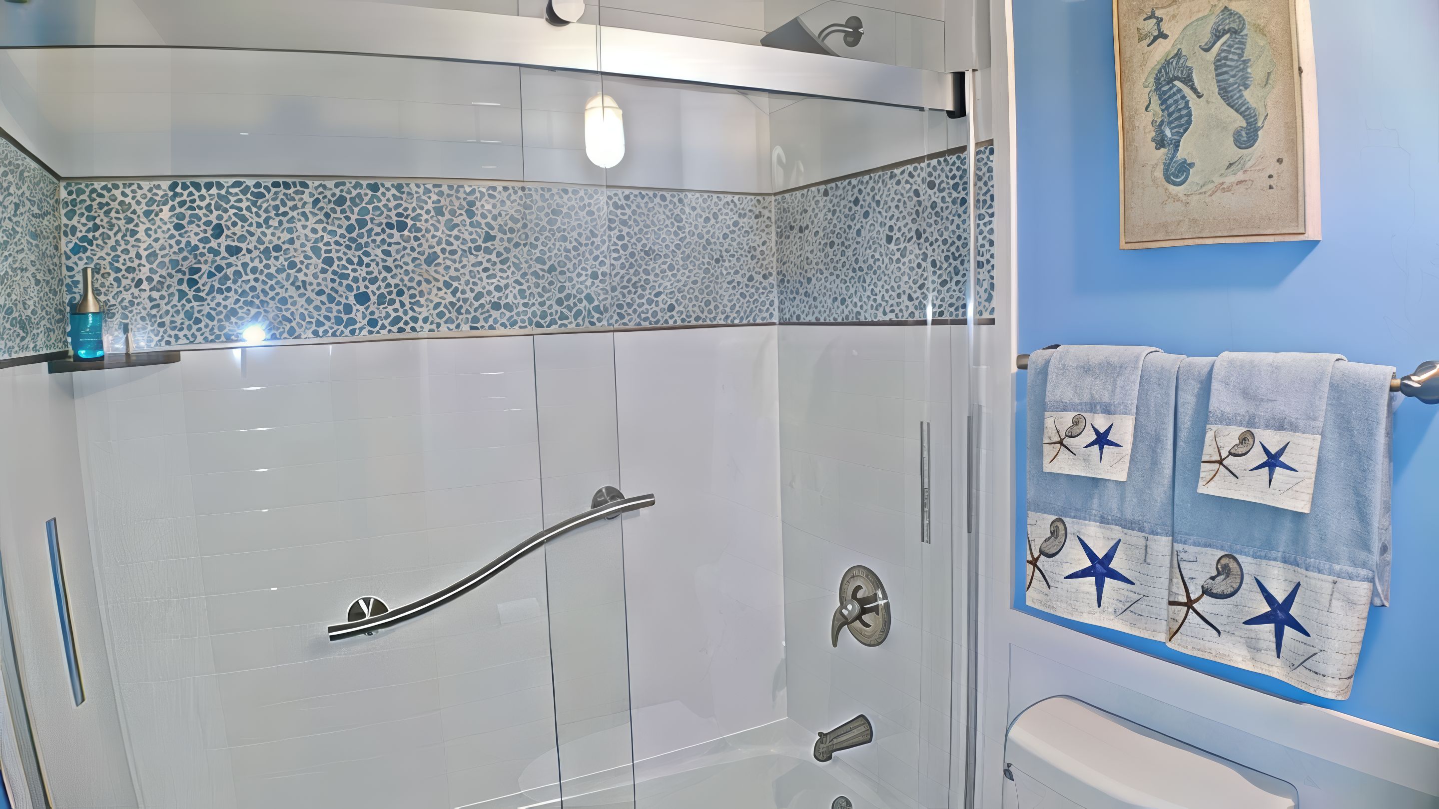 BATHROOM: Tub and Toilet Area